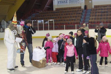 5.12.2009 - první krasobruslařská Mikulášská_04